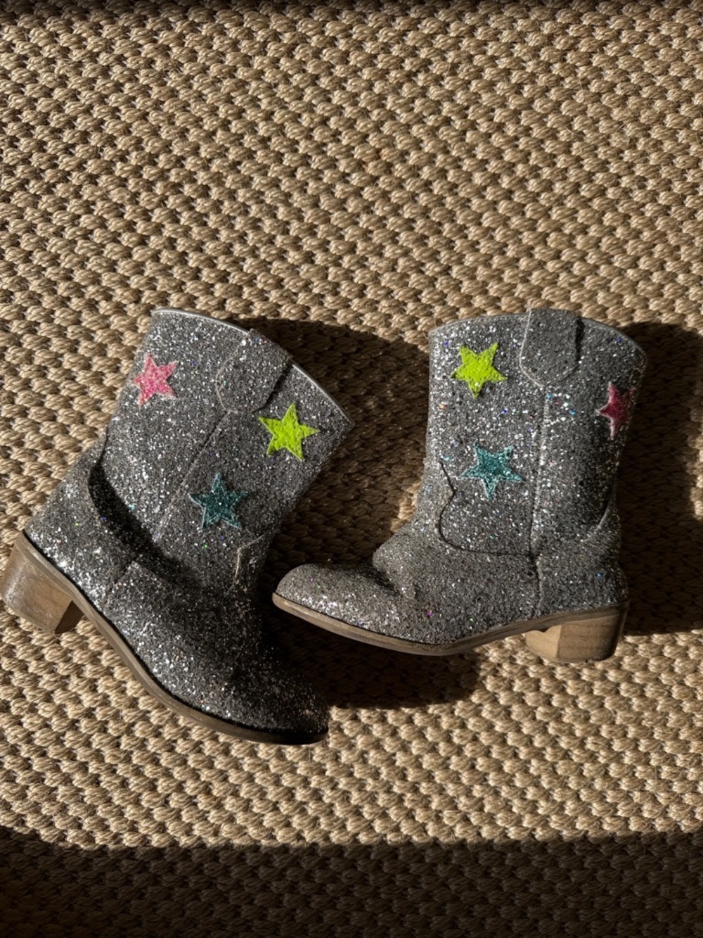 Lola + The Boys Silver Glitter Kids' Cowgirl Boots with Neon Star Accents 31